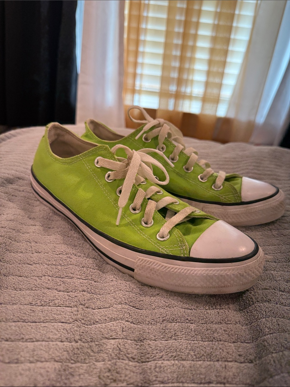 Converse Men’s Low-Top Sneakers in Lime Green and White